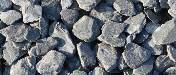 Paillettes Ardoise - Pépinière Kresz Paillettes d'ardoise pour paillage et décoration de jardin Pépinière Kresz Fuveau